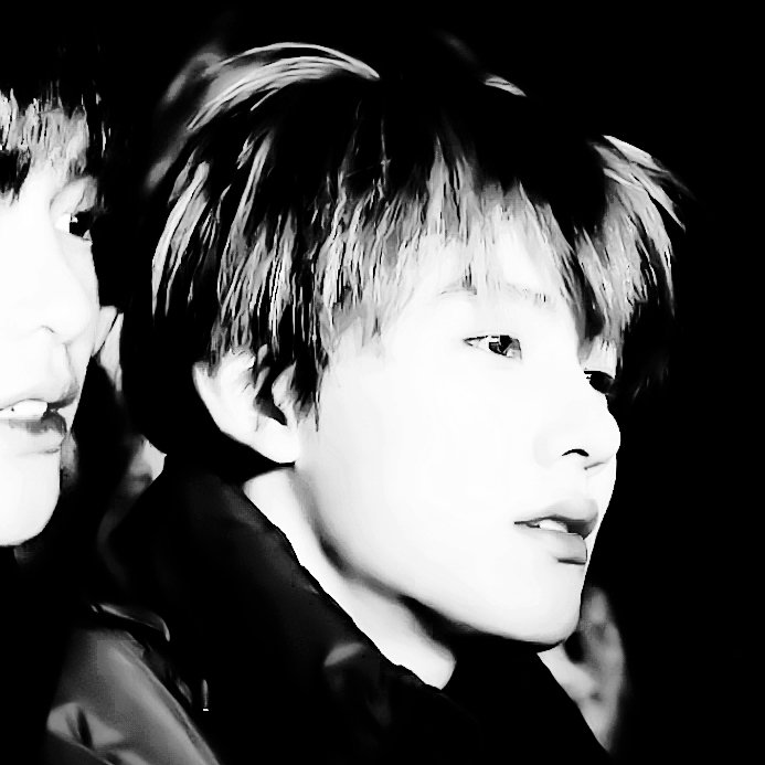 ­'s profile picture